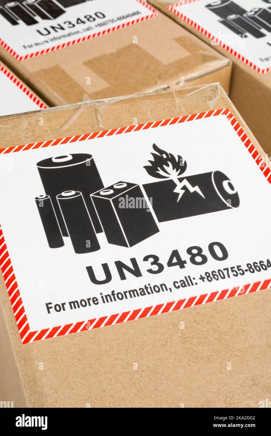 Lithium Ion Battery Management IATA UN 3481 Lithium Ion Battery Hazard Labels 120 X 110mm Labels Battery Labels