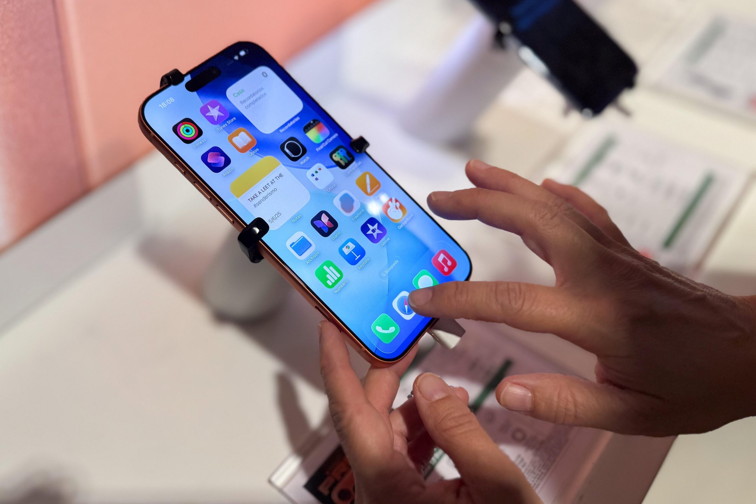 Apple IPhone 18 Pro Latest Leak Signals Major Design Update