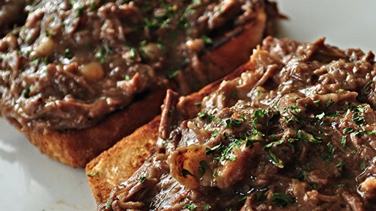 Crock Pot Open Faced Roast Beef Sandwiches Parade